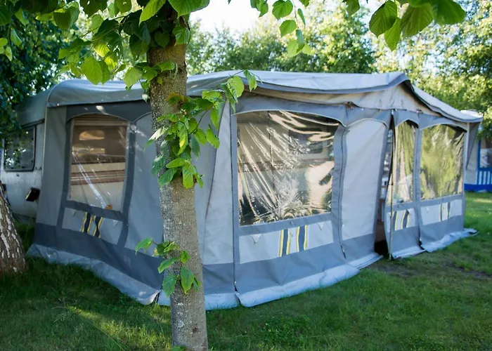 Keja Camping Chlapowo אתר קמפינג *