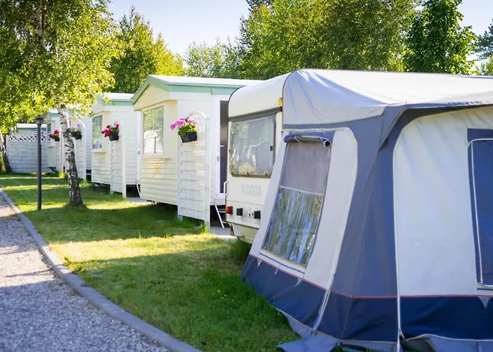 אתר קמפינג Keja Camping Chlapowo