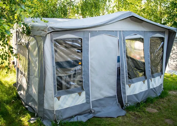 אתר קמפינג Keja Camping Chlapowo