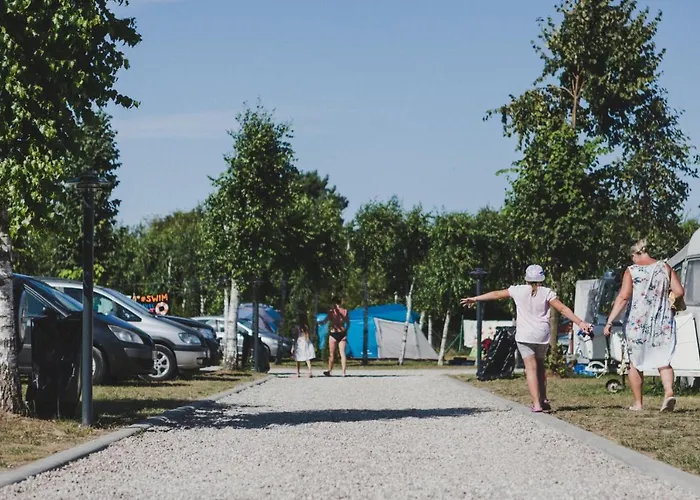 Keja Camping Chlapowo אתר קמפינג *