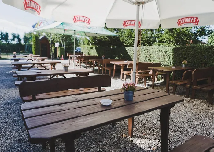 אתר קמפינג Keja Camping Chlapowo *